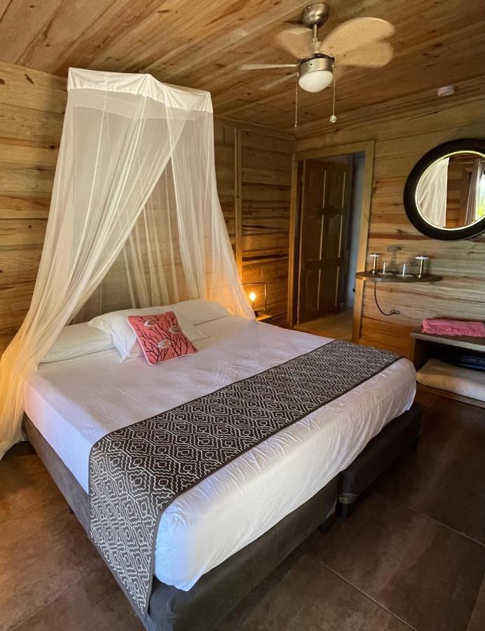 Eden Jungle Lodge Bocas del Toro Eksteriør billede