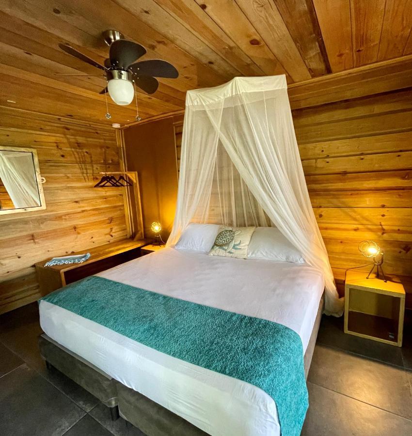 Eden Jungle Lodge Bocas del Toro Eksteriør billede