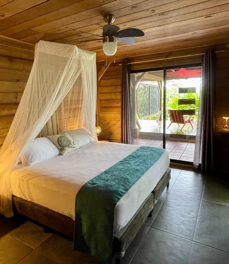 Eden Jungle Lodge Bocas del Toro Eksteriør billede